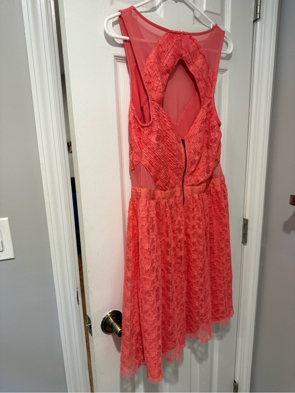 Guess Dress - Picture 2 of 3